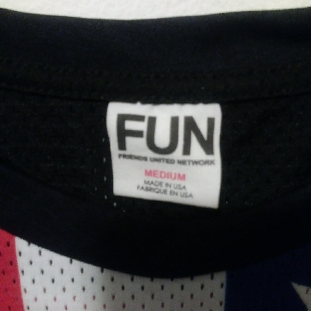 Shirt - Picture 2 of 4